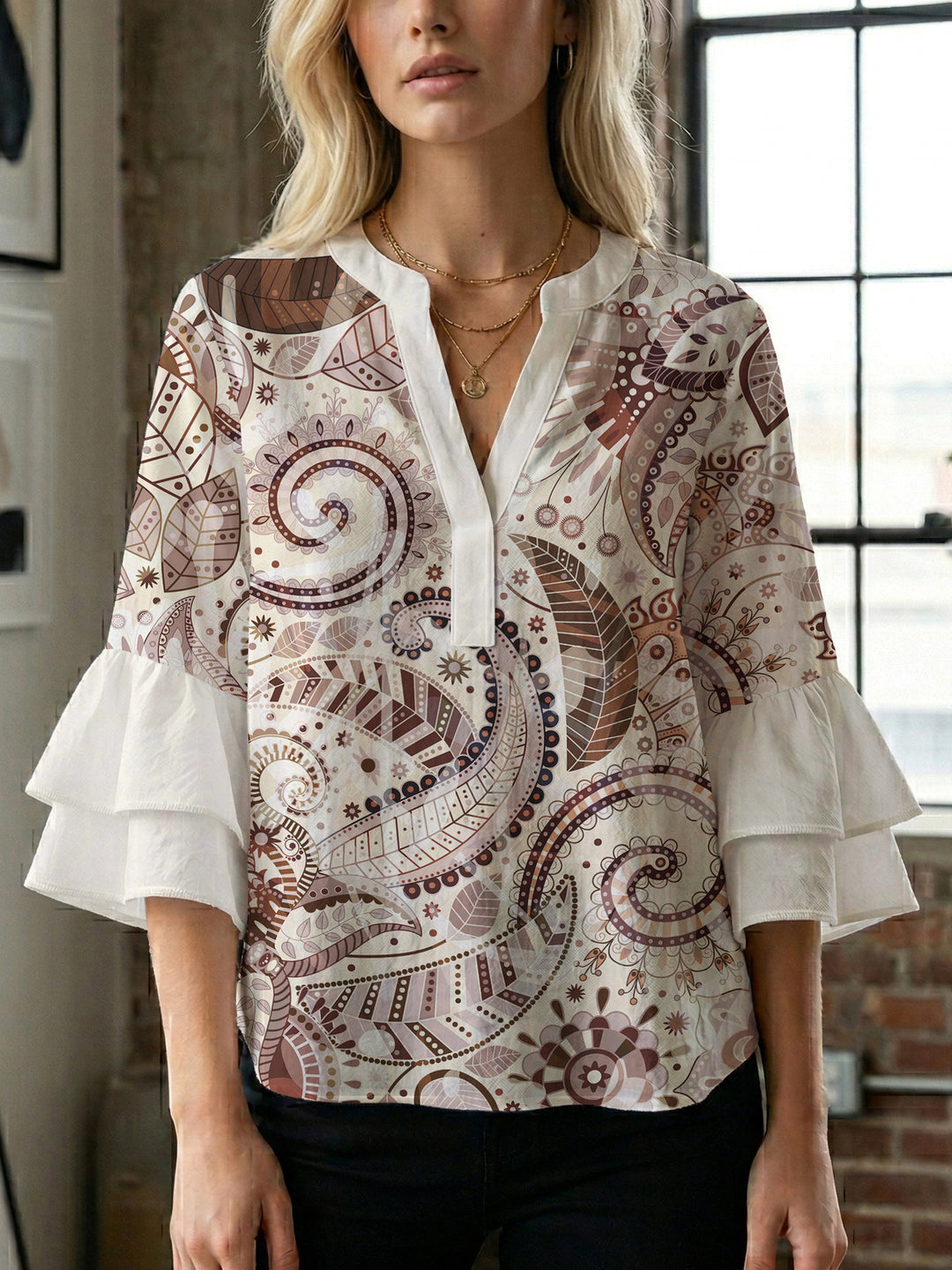 Damen Bluse mit voluminösen Rüschenärmeln und kreativem Floraldesign EB