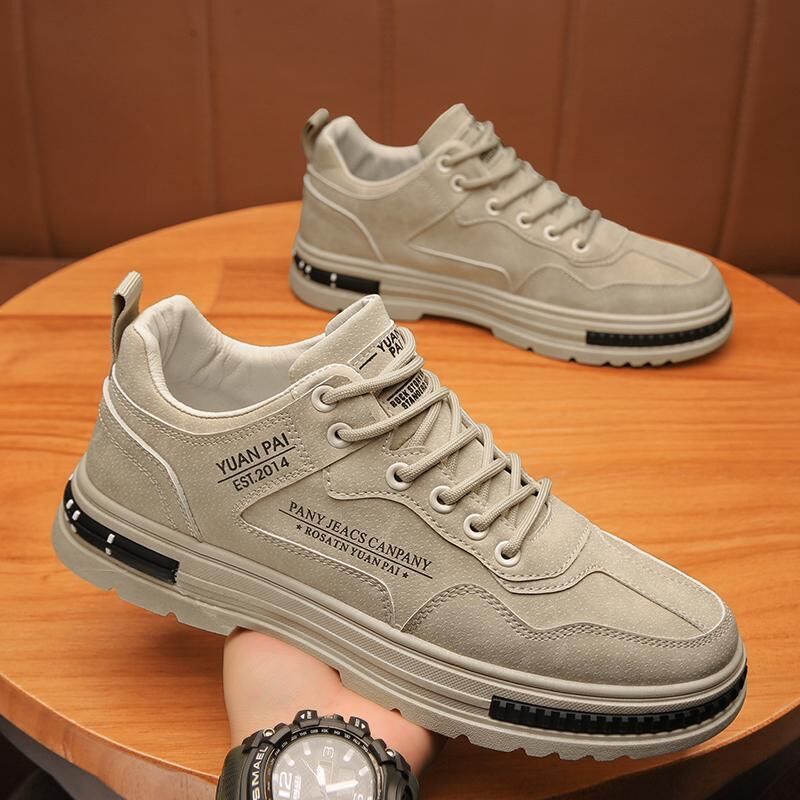 Damen Modische Sneaker mit dämpfendem Sohlenprofil und strapazierfähigem Obermaterial EB