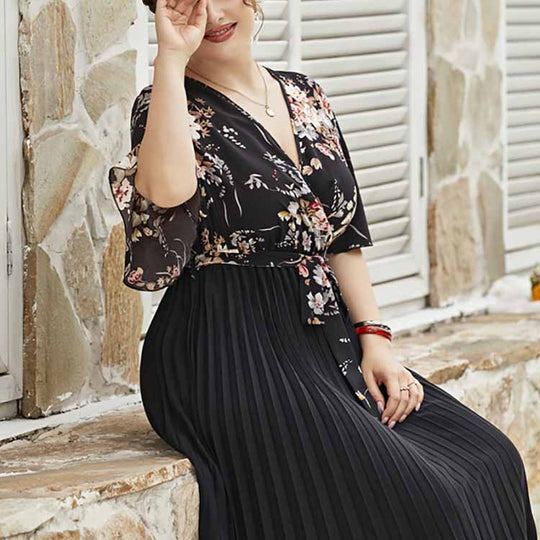 Damen Maxi-Kleid mit floralem Oberteil und plissiertem Rock EB