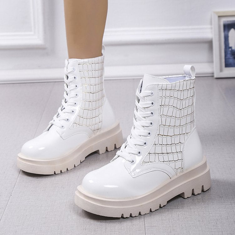 Damen Trendige Statement-Stiefel im modernen Design EB