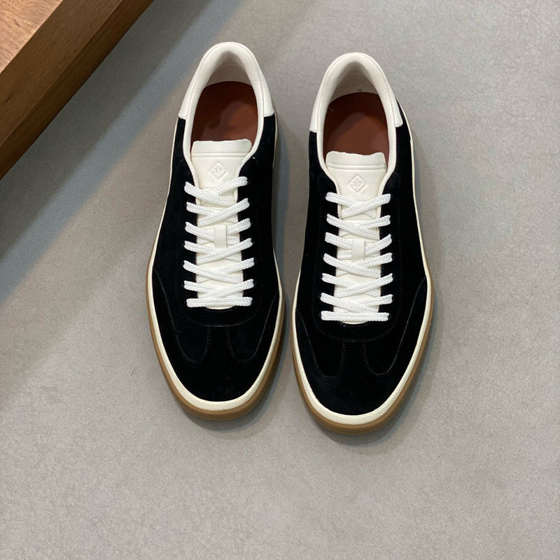 Damen Sneaker aus weichem Wildleder mit raffiniertem Schnürsystem EB