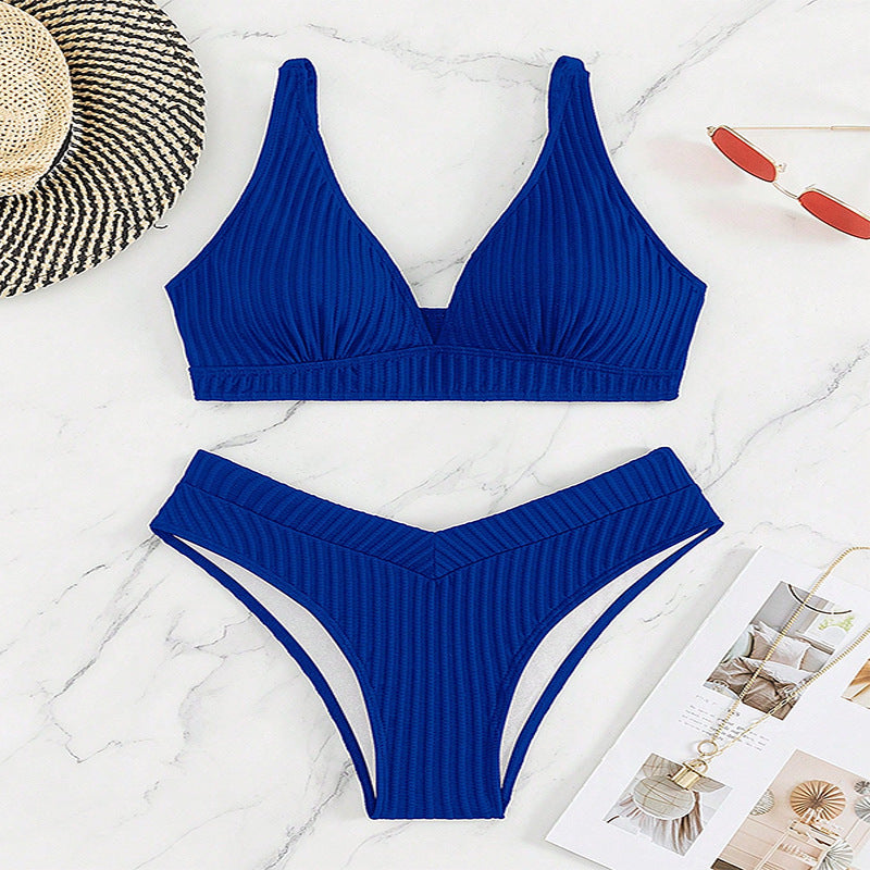 Damen Designer-Bikini mit raffiniertem Schnitt EB