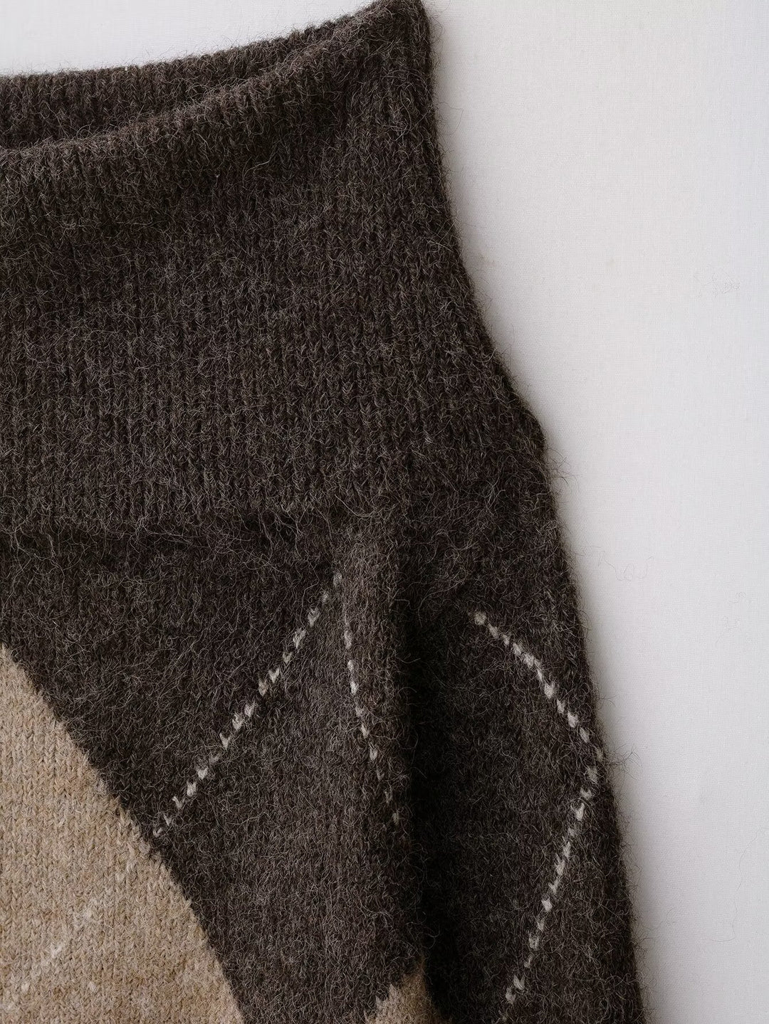 Damen Kuscheliger Pullover mit modernem Rautenmuster EB