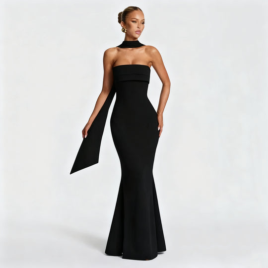 Damen Abendkleid mit eleganter Schleppe EB
