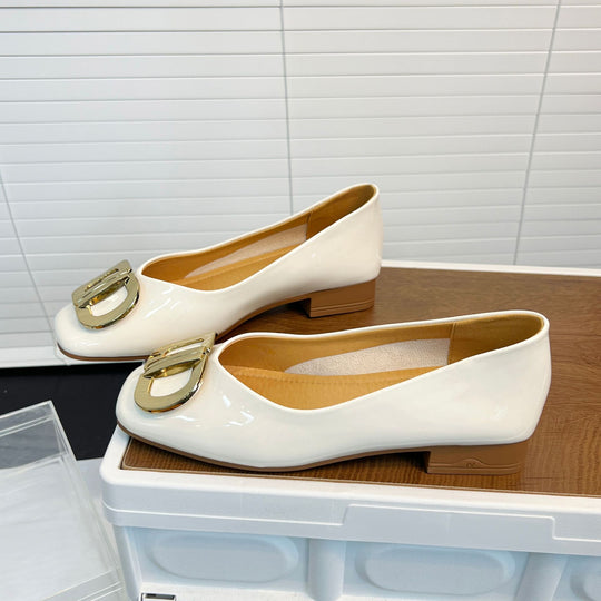 Damen schicke Ballerinas mit modischem Schmuck EB