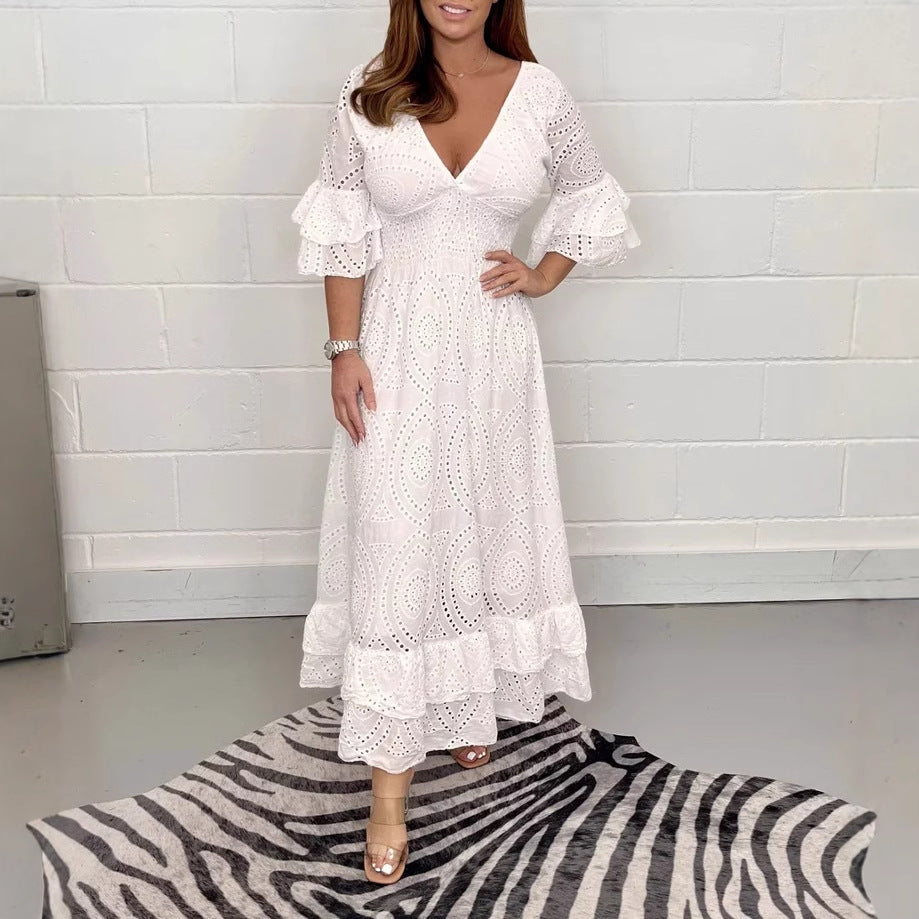 Damen Maxikleid mit floraler Lochstickerei und weiten Ärmeln EB