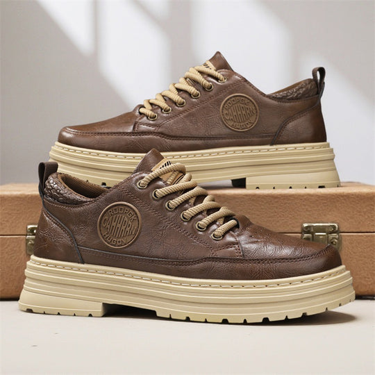 Herren robuste Plateau-Leder-Sneaker mit gepolstertem Fersenkragen, Zuglasche und griffiger Profilsohle EB
