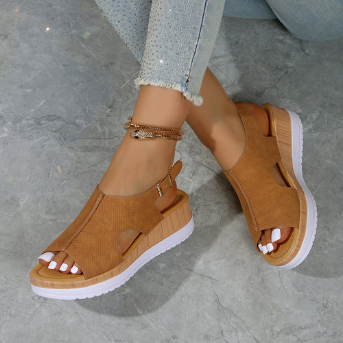Damen Wedge-Sandalen mit perforiertem Obermaterial und verstellbarem Riemen EB