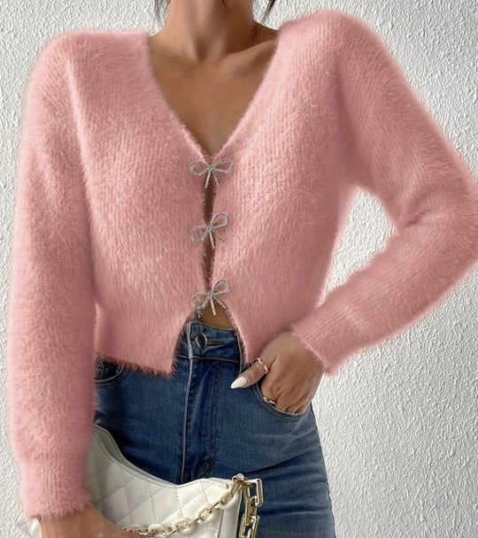Damen Flauschiger Cropped-Cardigan mit V-Ausschnitt und Schleifen‑Verschlüssen EB