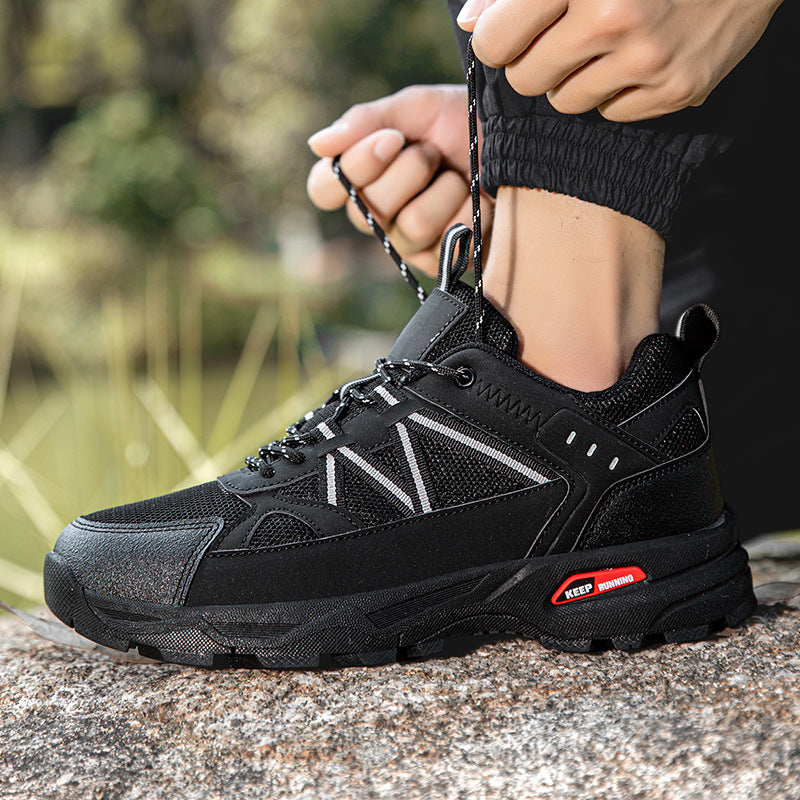 Herren robuste Outdoor-Trailrunner mit verstärkter Zehenkappe und stoßdämpfender Profilsohle EB