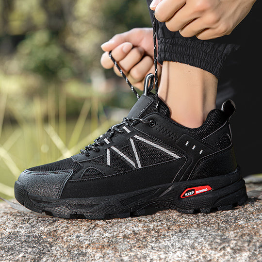 Herren robuste Outdoor-Trailrunner mit verstärkter Zehenkappe und stoßdämpfender Profilsohle EB