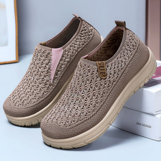 Damen Bequeme Slip-On Freizeitschuhe mit rutschfester Sohle und atmungsaktivem Obermaterial EB