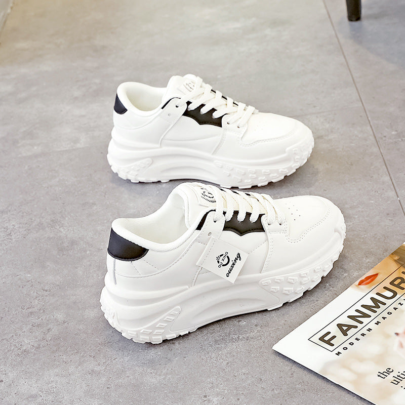 Damen Sportliche Sneakers mit dicker Gummisohle und atmungsaktivem Obermaterial EB