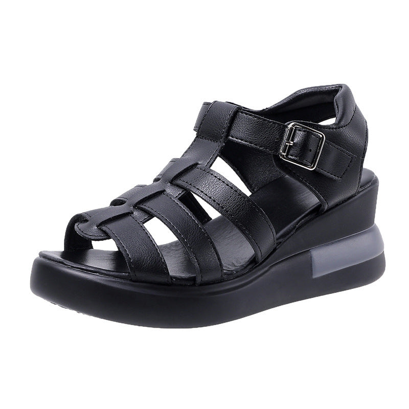 Damen nan luftige Riemchen-Sandalette mit gepolstertem Komfortfußbett und dezenter Plateauzwischensohle EB