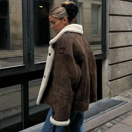 Damen Warme Lammfelljacke mit bequemem Schnitt EB