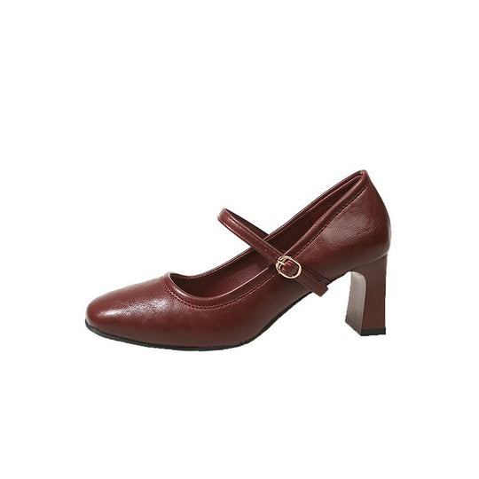 Damen Pumps mit elegantem Absatz und Riemen EB