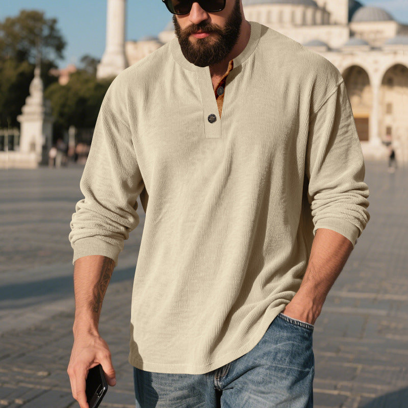 Herren Langarm-Henley-Shirt mit strukturiertem Material und modischen Knopfdetails EB