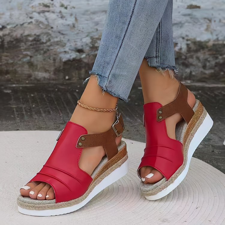 Damen Plattform-Sandalen mit breiten Riemen und elastischen Einsätzen EB