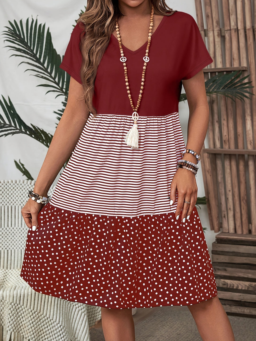 Damen Freizeitkleid mit modernem Streifen- und Punkte-Mix EB