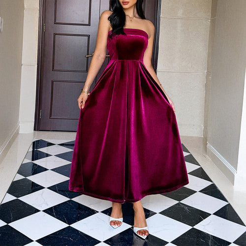 Damen Elegantes Maxikleid aus samtigem Material mit schulterfreiem Design EB