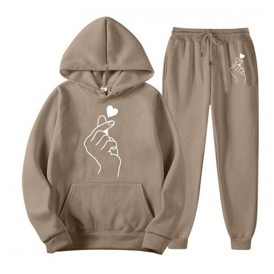Damen Jogginganzug mit kreativem Herzmotiv und bequemer Passform EB