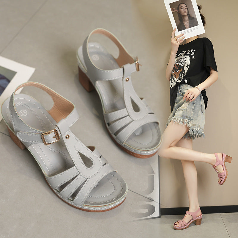 Damen Blockabsatz-Sandalen mit elegantem Riemendesign und komfortabler Fußbettgestaltung EB