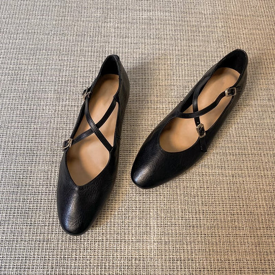 Damen Ballerinas mit kreuzförmigem Riemen und eleganter Spitze EB