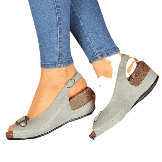 Damen Wedge-Sandaletten mit dekorativer Schnalle und anatomischem Fußbett EB