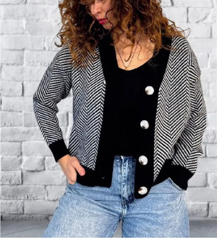 Damen Modischer Cardigan mit Chevron-Muster und Knöpfen EB