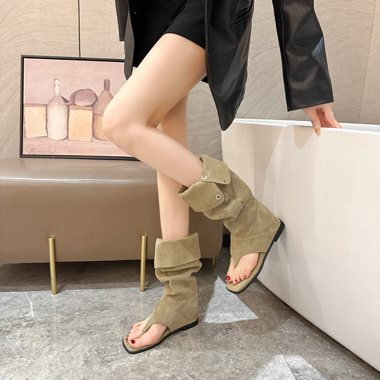 Damen offene Stiefel mit modischem Riemendesign und eleganten Knopfdetails EB