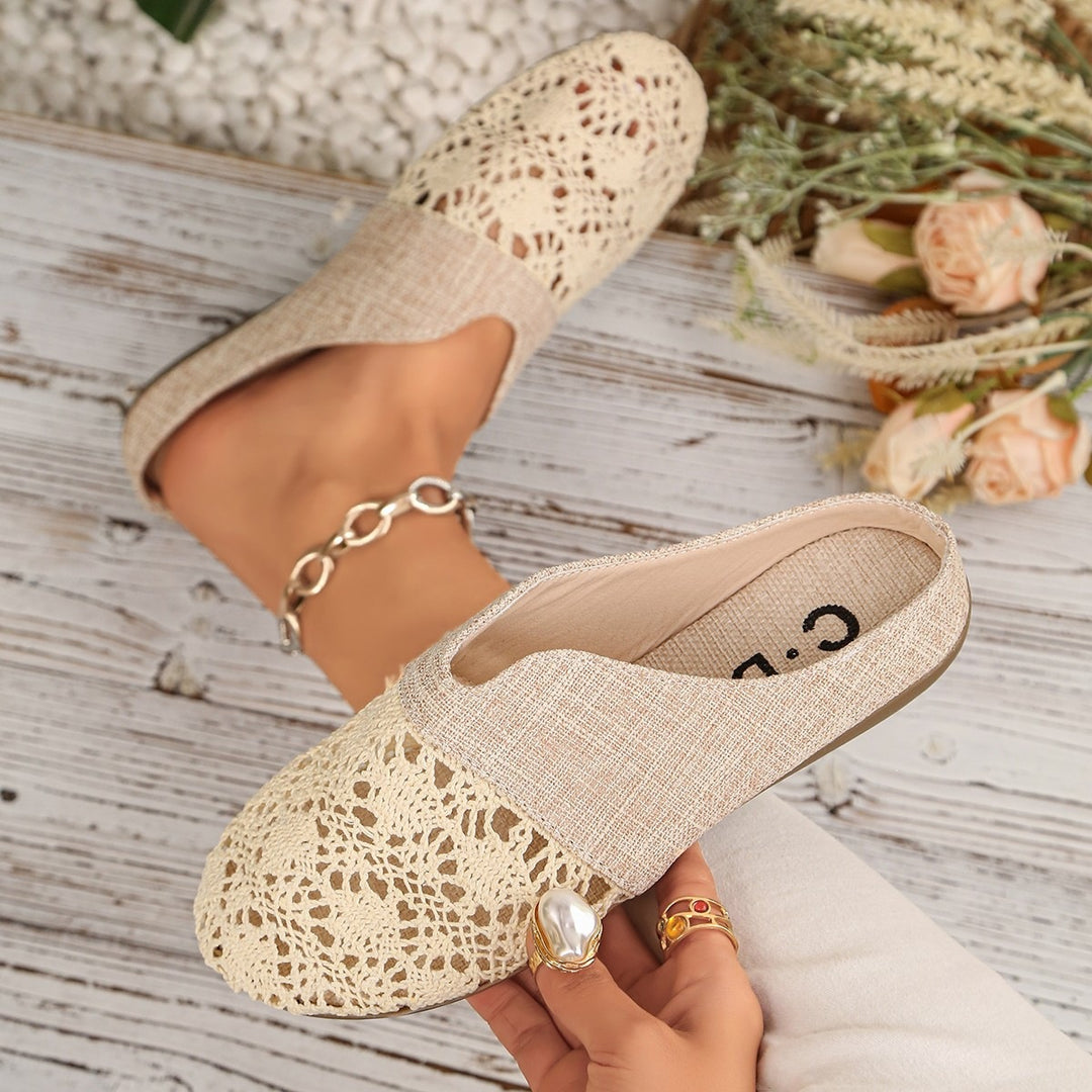 Damen Elegante und bequeme Slipper mit besonderen Häkelverzierungen EB