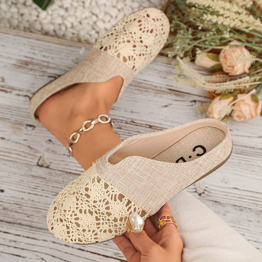 Damen Elegante und bequeme Slipper mit besonderen Häkelverzierungen EB