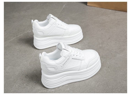 Damen Hochmodische Plateau Sneakers mit eleganter Silhouette EB