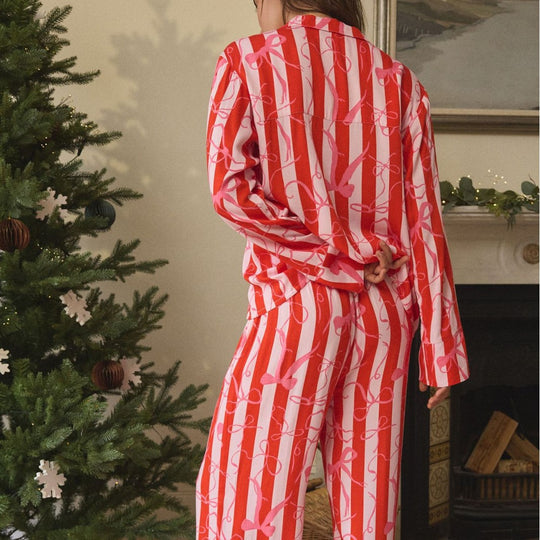 Damen Pyjama-Set mit fröhlichem Schlaufen-Design EB