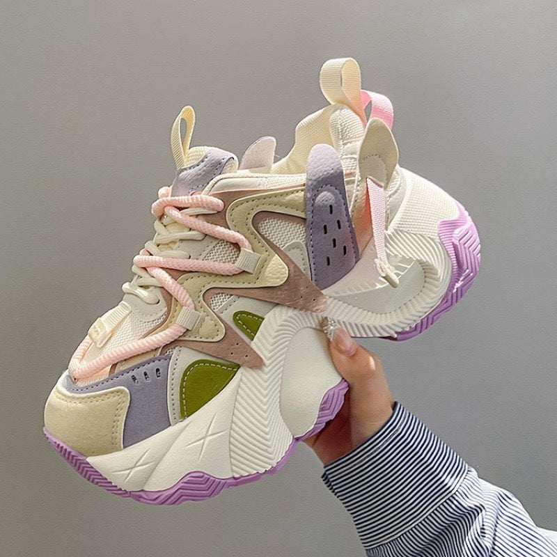 Damen Sneakers mit futuristischem Design und zusätzlichem Komfort EB