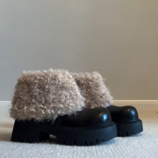 Damen modische Plateau-Stiefel mit flauschigem Schafteil und robuster Sohle EB