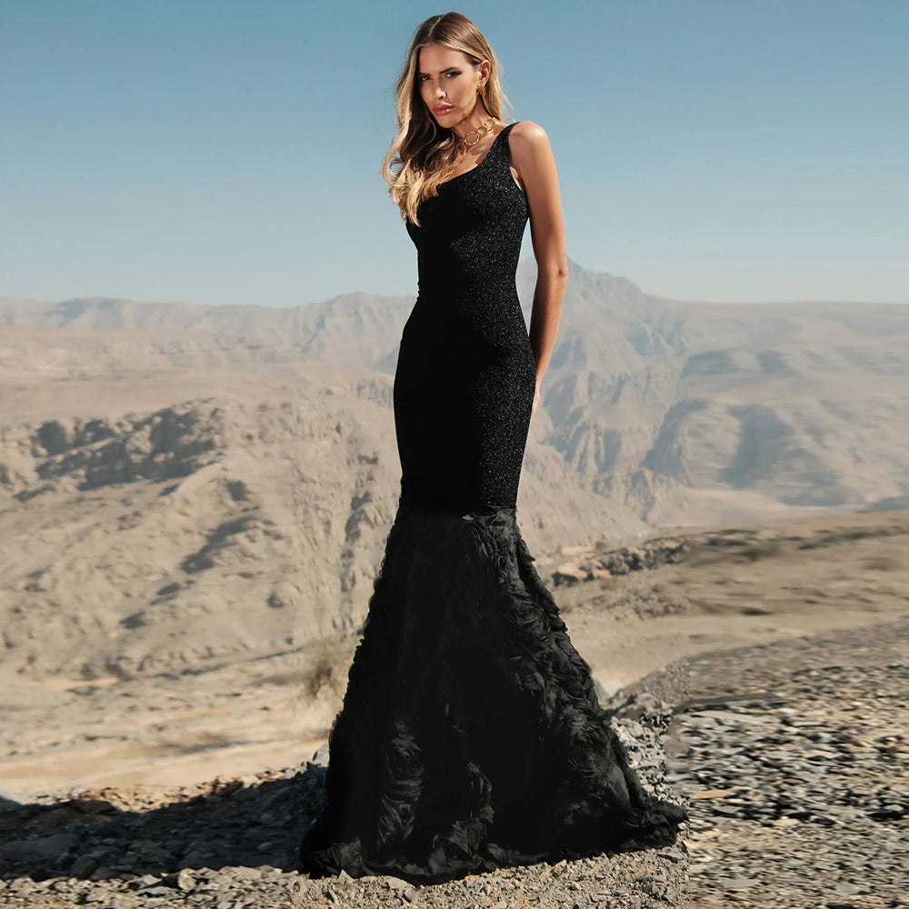 Damen glamouröses Maxikleid mit floralen Details und figurbetontem Oberteil EB