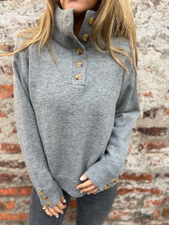 Damen modischer Strickpullover mit Knopfdetails und hohem Kragen EB