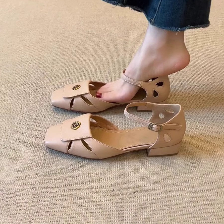 Damen Elegante Riemchen-Pumps mit floralem Dekor und komfortablem Blockabsatz EB