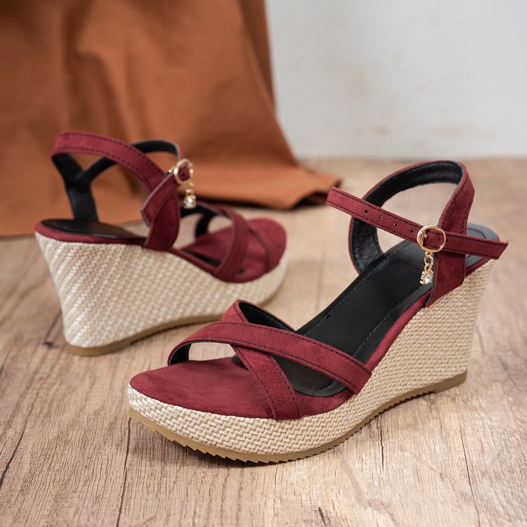 Damen Wedge-Sandalen mit elegantem Kreuz-Riemen und modischem Absatz EB