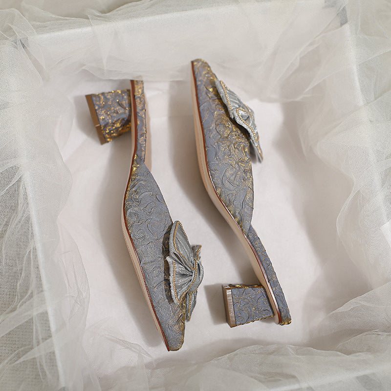 Damen elegante Mules mit besonderem Schmuckdetail EB