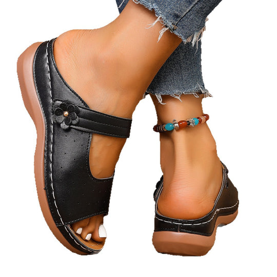 Damen Komfortable Slipper mit Blumendekor EB