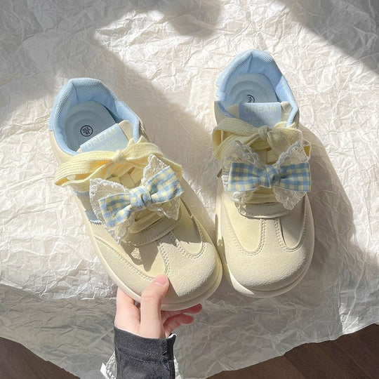 Damen Verspielte Sneakers mit innovativem Schleifendetail und atmungsaktiver Konstruktion EB