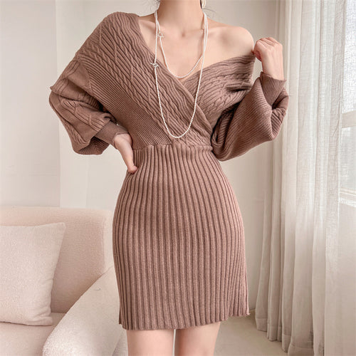 Damen Elegantes Strickkleid mit V-Ausschnitt und besonderem Rippenmuster EB