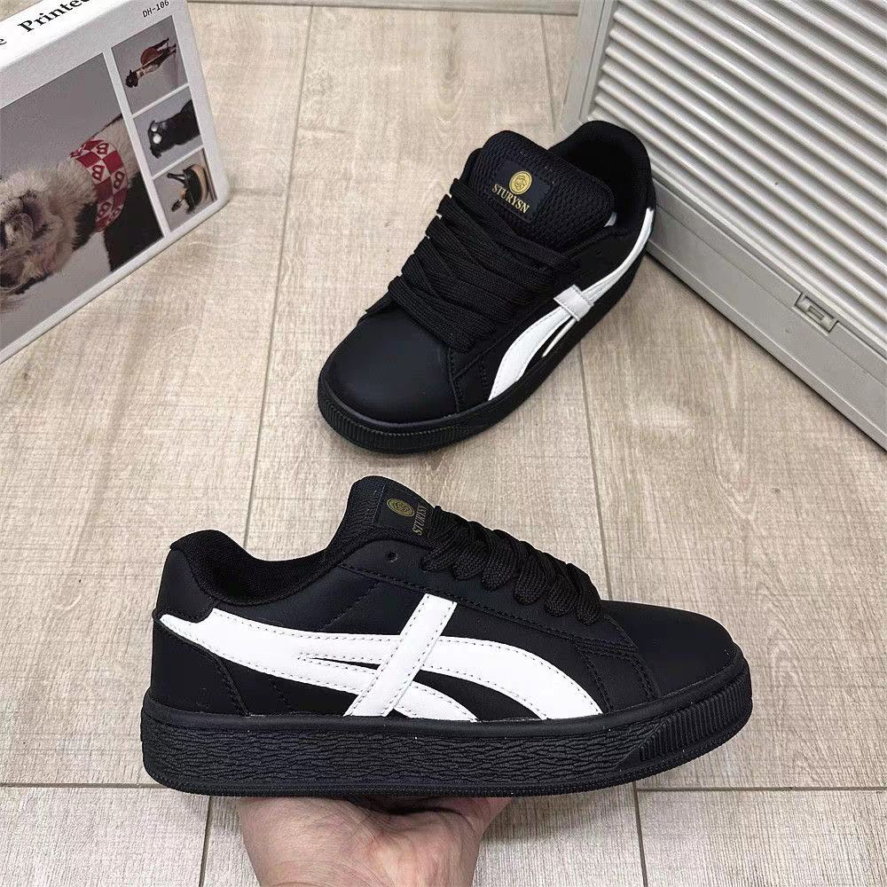 Damen Sportliche Sneaker mit bequemen Schnürsystem und atmungsaktiver Oberfläche EB
