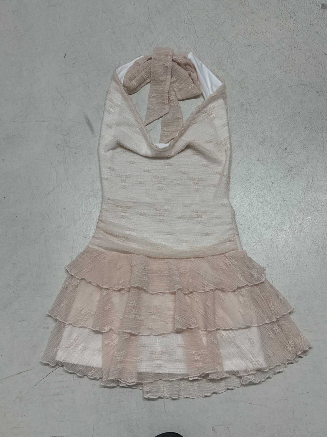 Damen Sommerliches Trägerkleid mit Raffungen und Rüschensaum EB