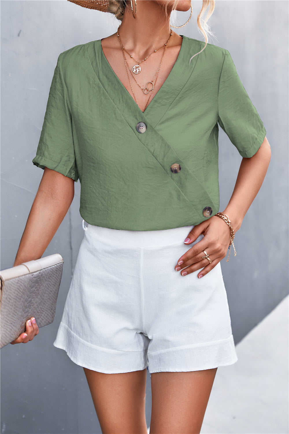 Damen lässige Bluse mit Wickeloptik und Knopfdetails EB
