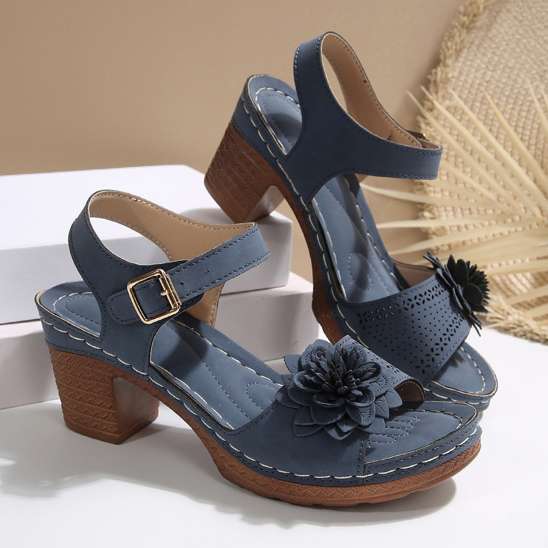 Damen Sandalen mit floralem Dekor und blockiertem Absatz EB