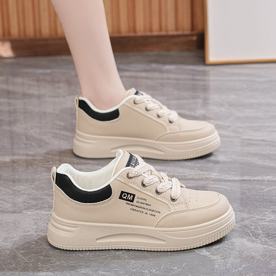 Damen Bequeme Sneaker mit Profilsohle EB