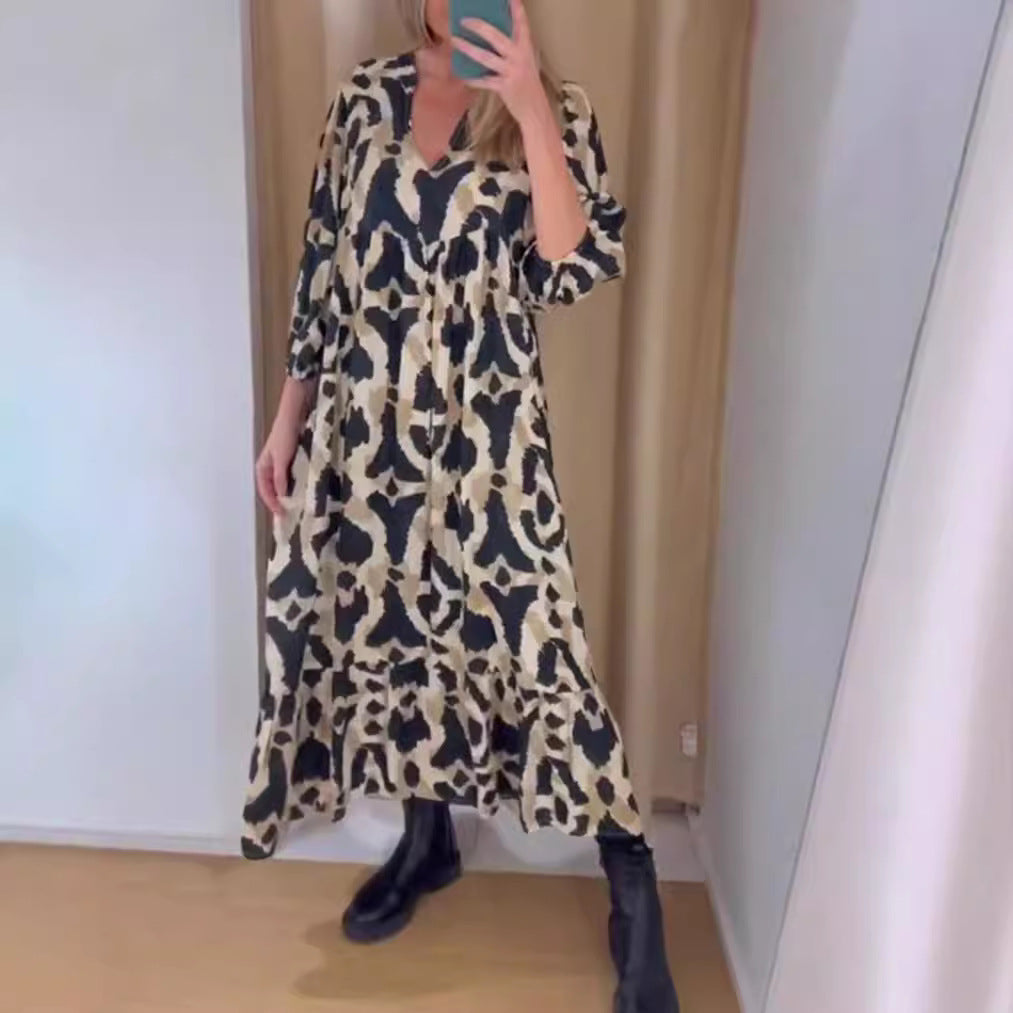 Damen Maxikleid im modernen Animal-Print mit fließender Silhouette Heidi-Mode